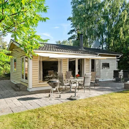 Holiday home Guthbrand - 900m From The Sea In Sealand By Interhome