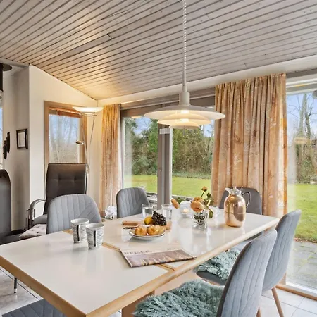 Hébergement de vacances Guthbrand - 900m From The Sea By Interhome